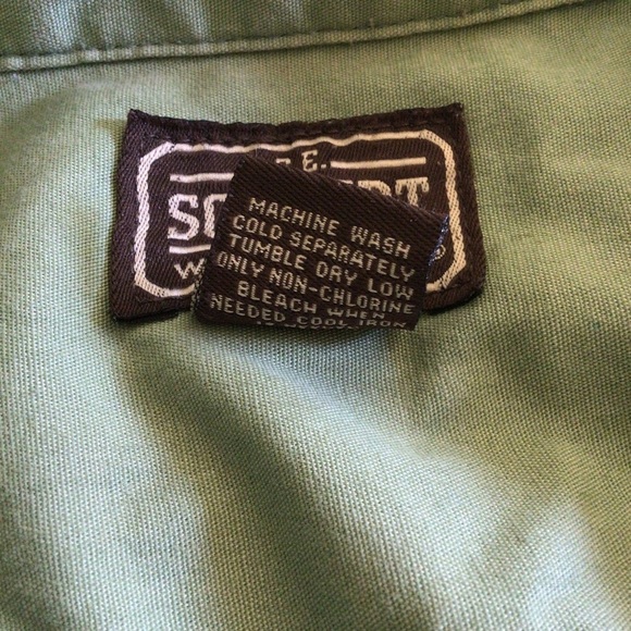 C.E. Schmidt Workwear Green Button Down Short Sleeve Shirt - Size Medium - Picture 4 of 5